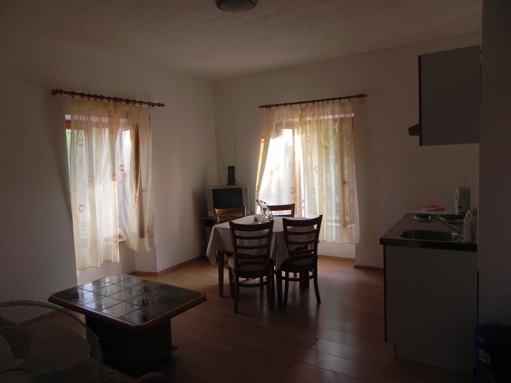 פג Apartments Riva מראה חיצוני תמונה